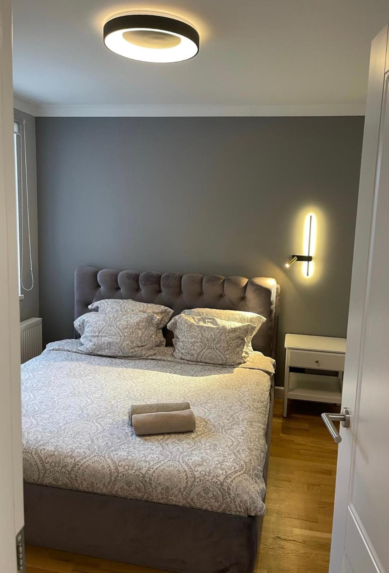 Premium Apartment In Quiet & Historical Area ريغا المظهر الخارجي الصورة